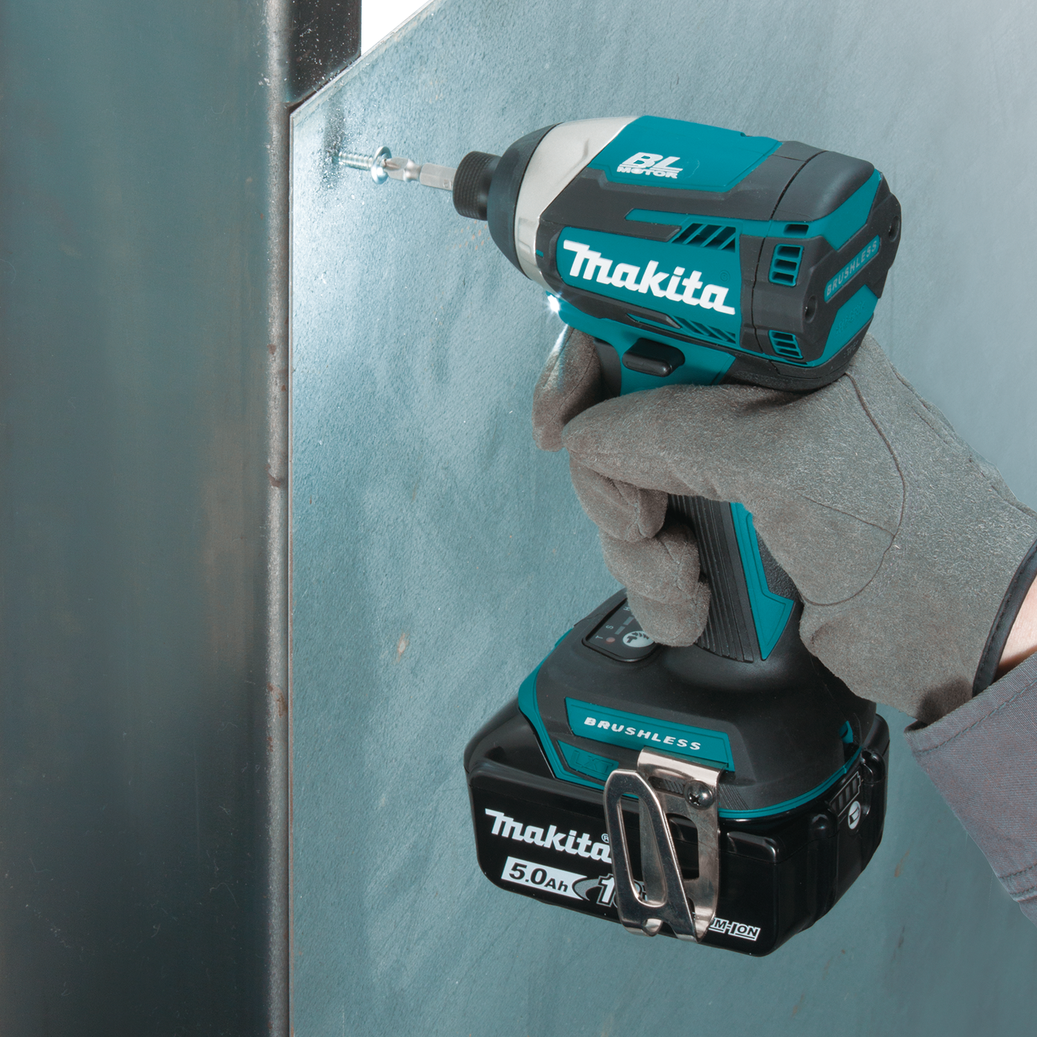 Makita (XT452T) LXT® Sin Escobillas 4 Pzas. Kit combinado (5,0 Ah)