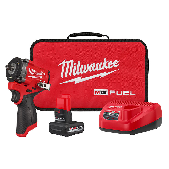 Milwaukee (2562-21) M12 FUEL™ Stubby 3/8" Impact Wrench Kit