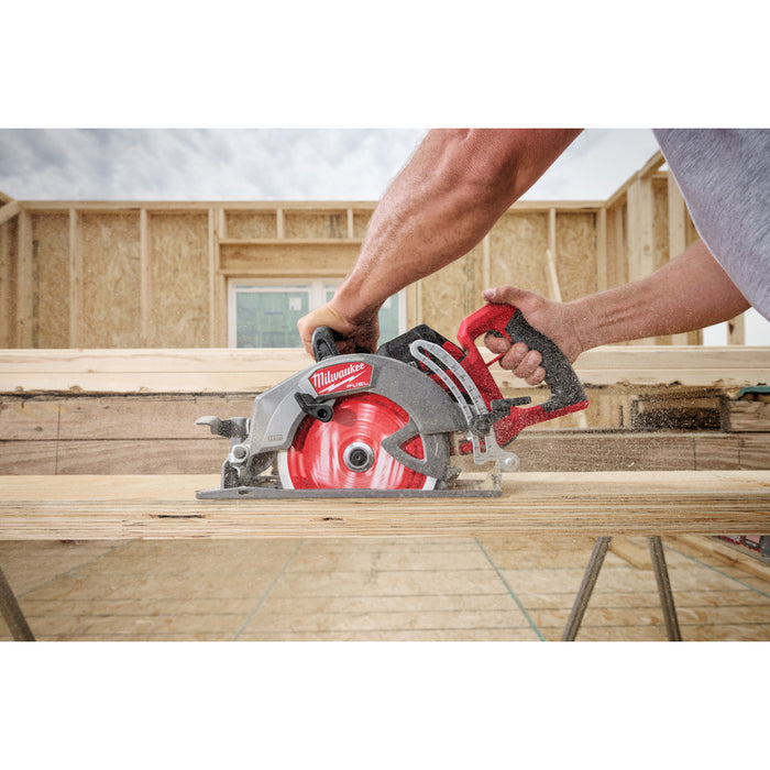 Milwaukee (2930-20) M18 FUEL™ 7-1/4" Rear Handle Circular Saw