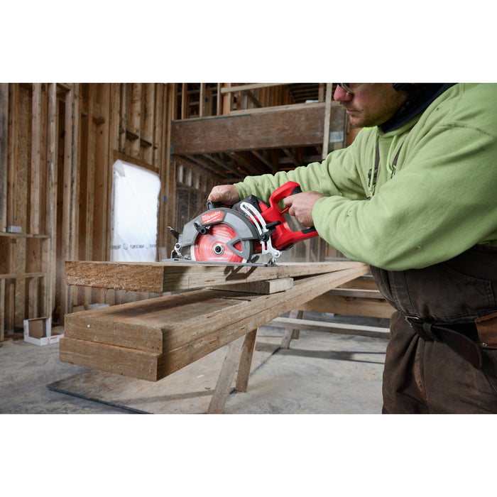 Milwaukee (2930-20) M18 FUEL™ 7-1/4" Rear Handle Circular Saw