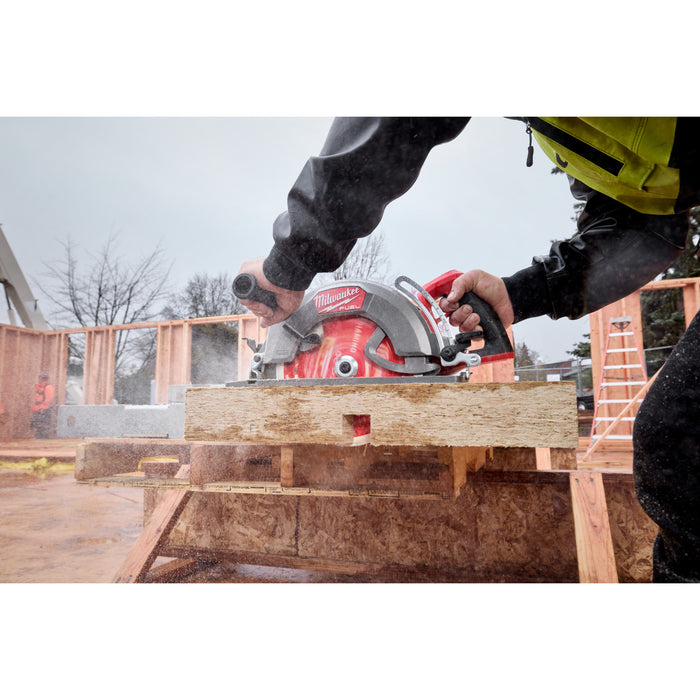 Milwaukee (3026-20) M18 FUEL™ 10-1/4" Rear Handle Circular Saw