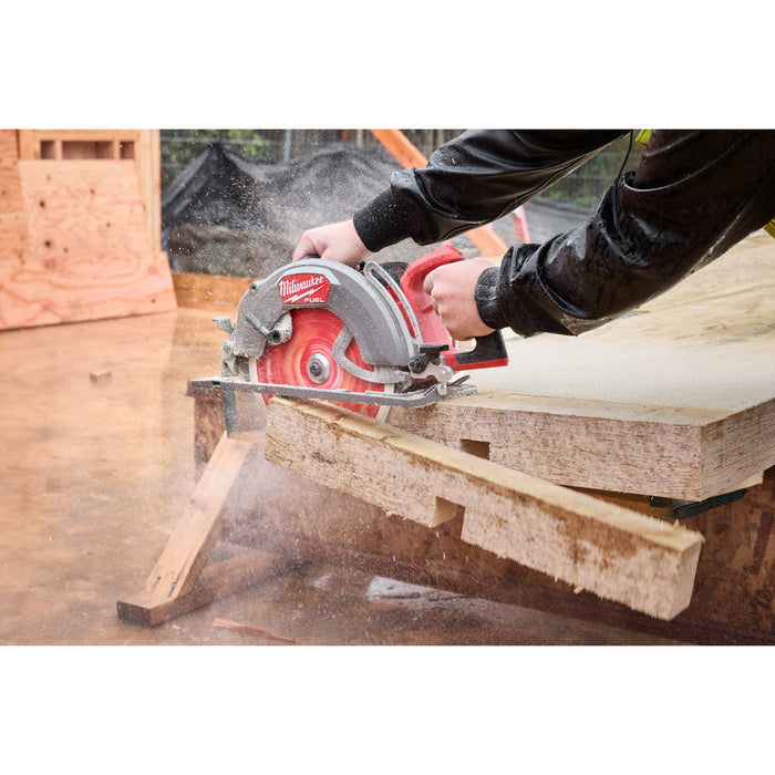 Milwaukee (3026-20) M18 FUEL™ 10-1/4" Rear Handle Circular Saw