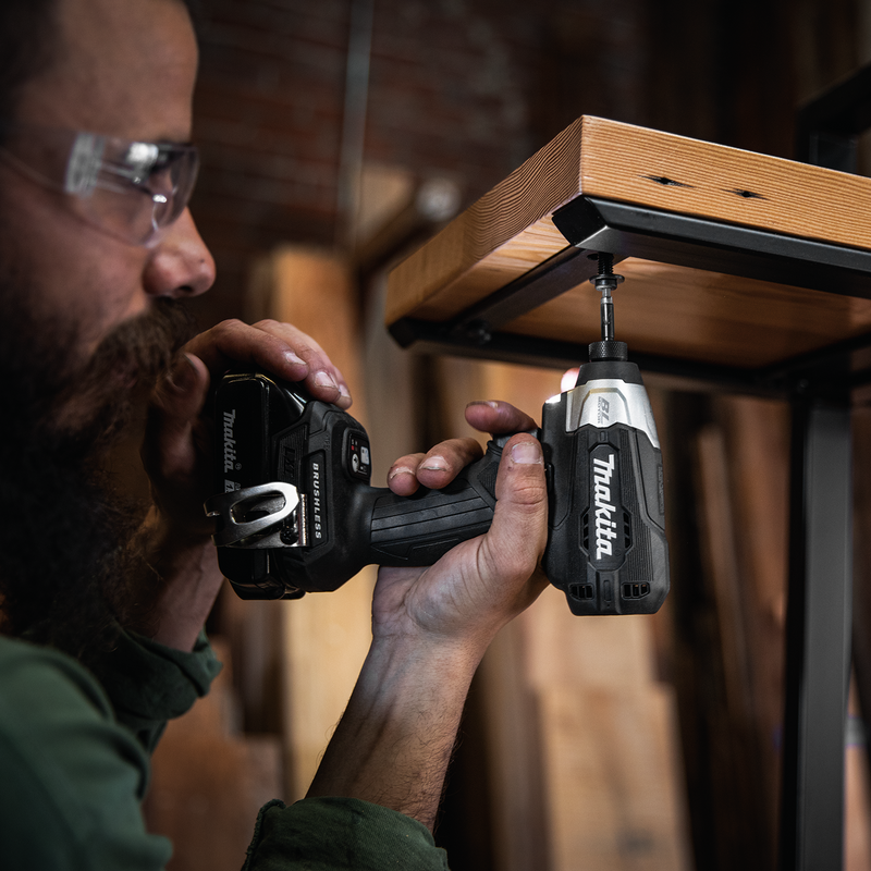 Makita (XDT18SY1B) 18V LXT® Sub‑Compact Brushless Impact Driver Kit (1.5Ah)