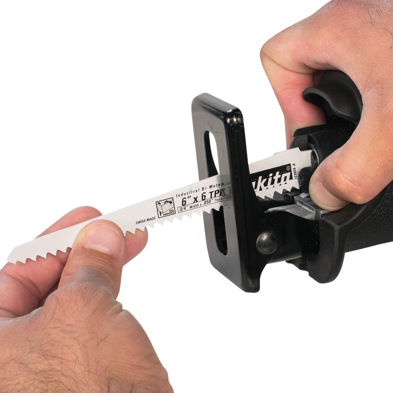 Kit de sierra circular sin escobillas Makita (XRJ05T) LXT® (5.0Ah) 