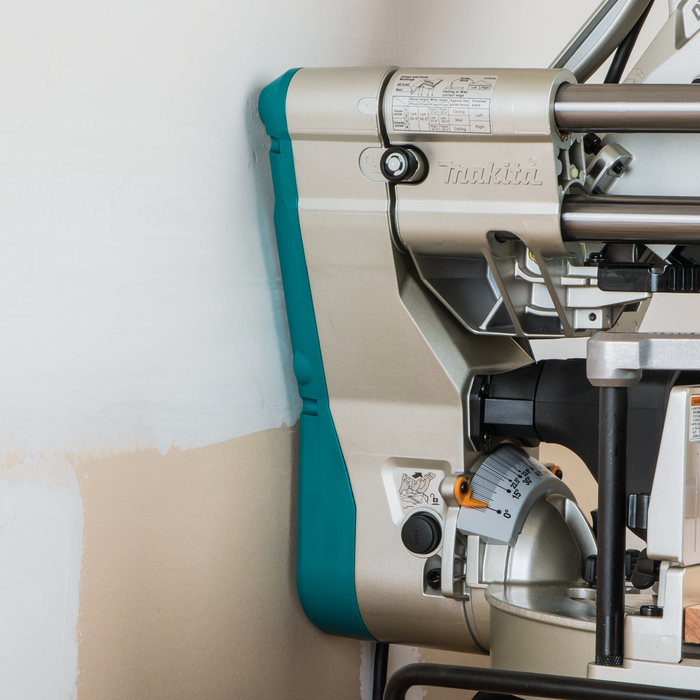 Makita (LS1219L-R) 12" Dual-Bevel Sliding Compound Miter Saw, laser (Factory Reconditioned)