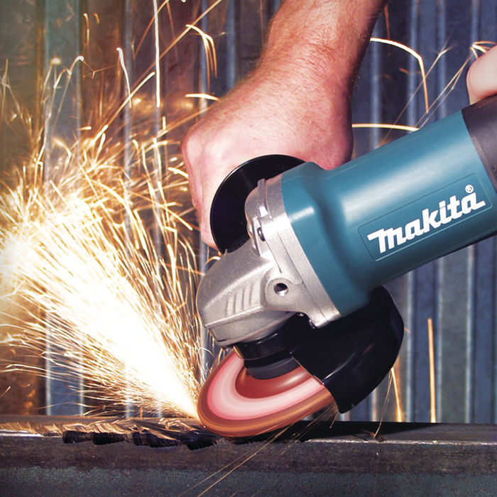 Makita (9557PB) 4-1/2" Paddle Switch Angle Grinder, with AC/DC Switch