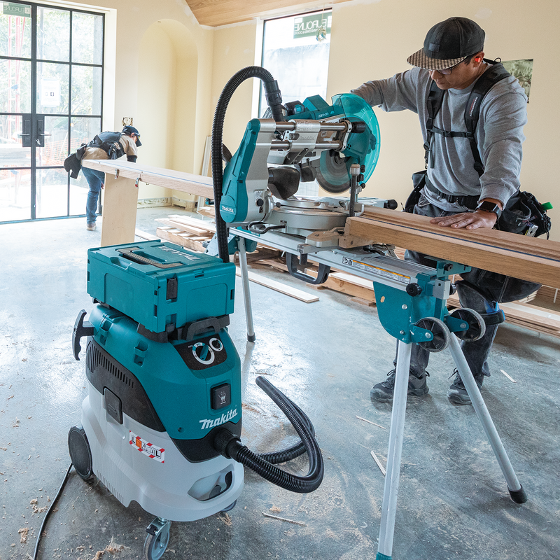Makita (VC4210L-R) 11 Gallon Wet/Dry HEPA Filter Dust Extractor/Vacuum, AWS® Capable (Factory Reconditioned)