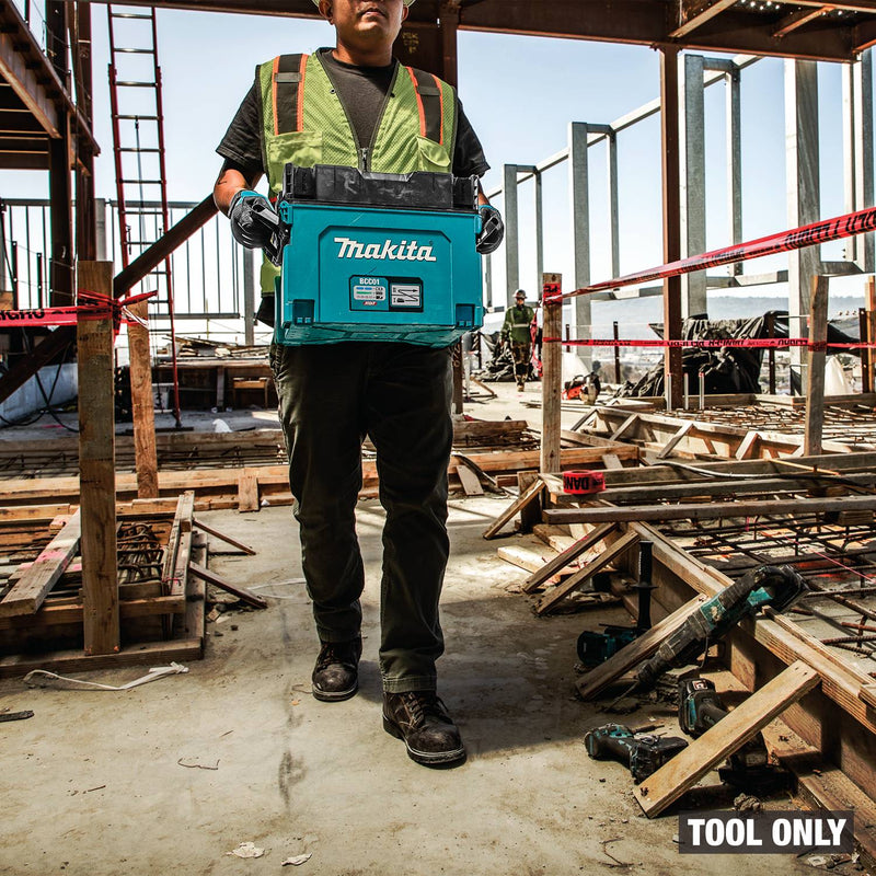 Makita (BCC01) 40V max XGT® and 18V LXT® 8 Port Charging Case