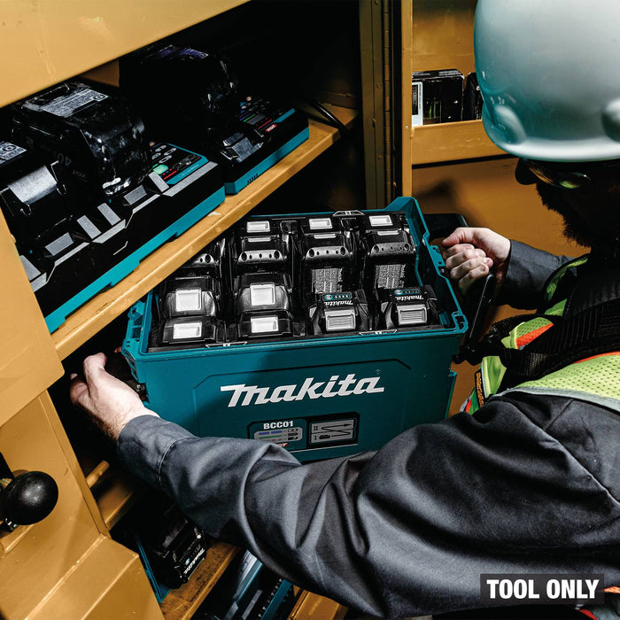 Makita (BCC01) 40V max XGT® and 18V LXT® 8 Port Charging Case