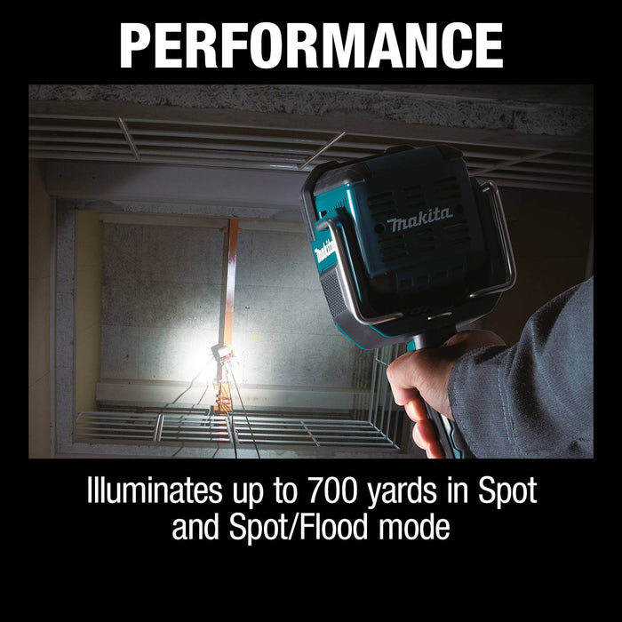 Makita (DML812) 18V LXT® Lithium-Ion Cordless L.E.D. Flashlight / Spotlight (Light Only)