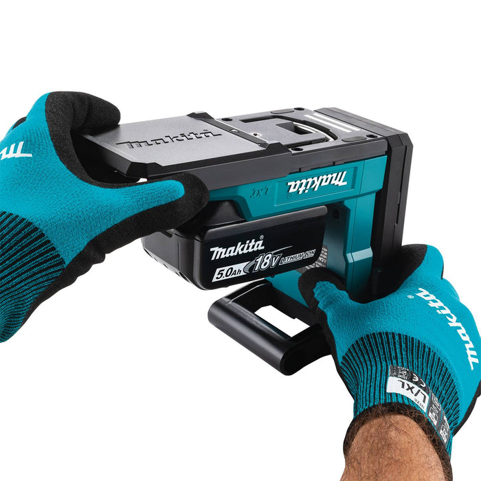 Makita (DML819) 18V LXT® Lithium-Ion L.E.D. Magnetic Work Light, Light Only