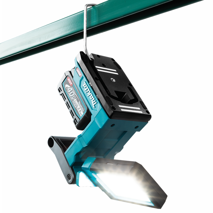Makita (ML013G) 40V max XGT® Lithium-Ion L.E.D. Magnetic Work Light, Light Only