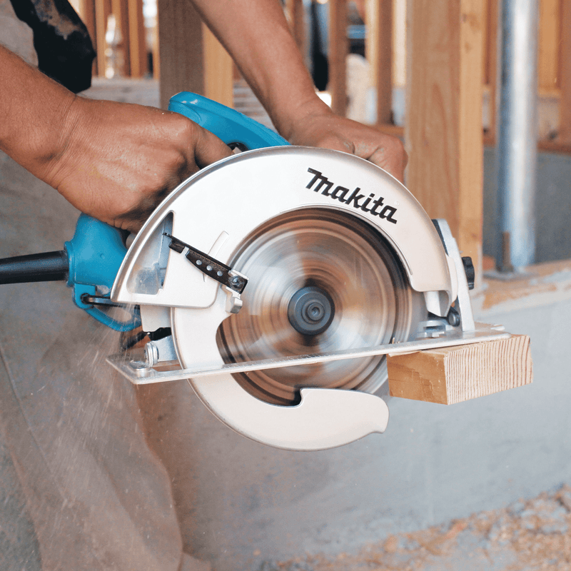 Makita (5007NK - R) 7 - 1/4" Circular Saw, 15 AMP, case (Factory Reconditioned) - Pacific Power Tools