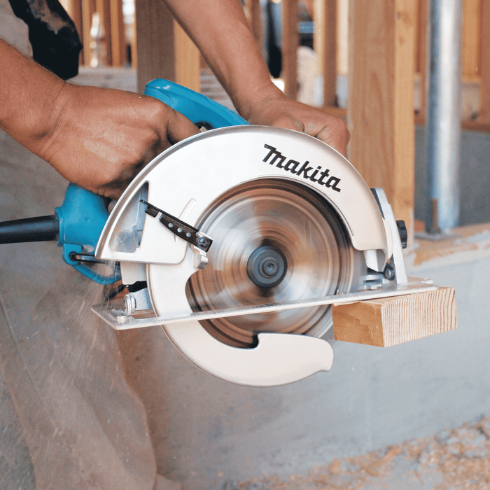 Makita (5007NK - R) 7 - 1/4" Circular Saw, 15 AMP, case (Factory Reconditioned) - Pacific Power Tools