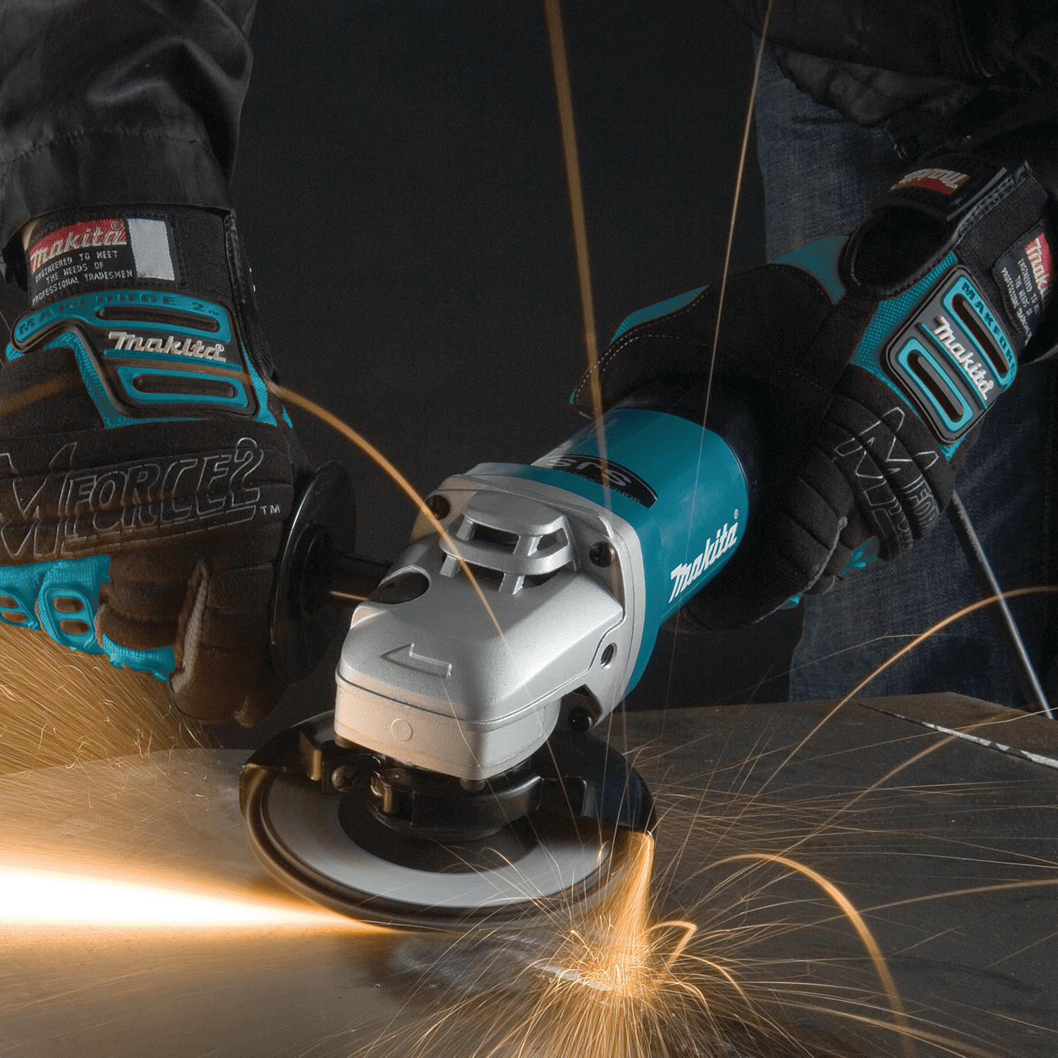 Makita (9564PC - R) 4‑1/2