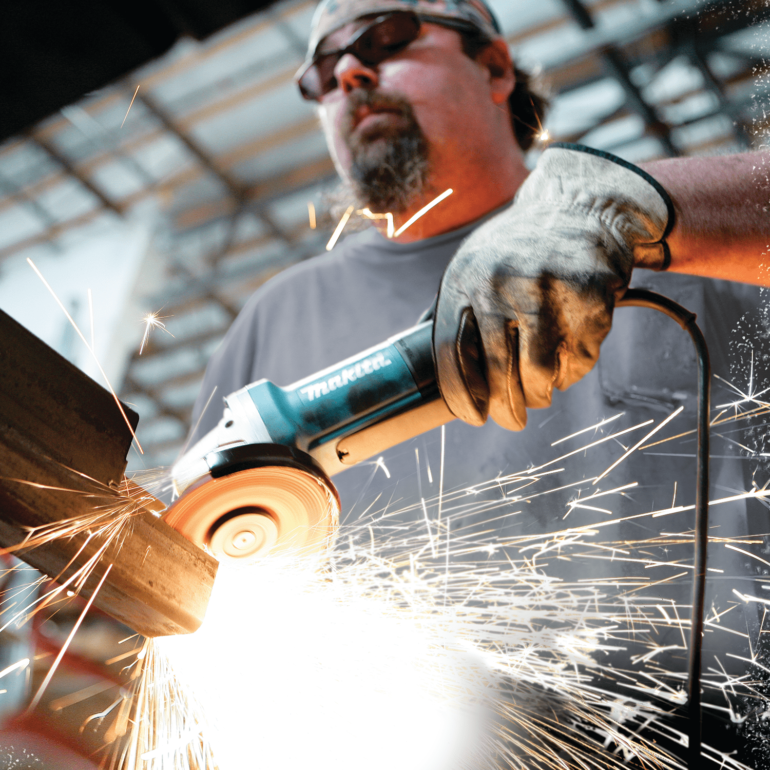Makita (9564PC - R) 4‑1/2