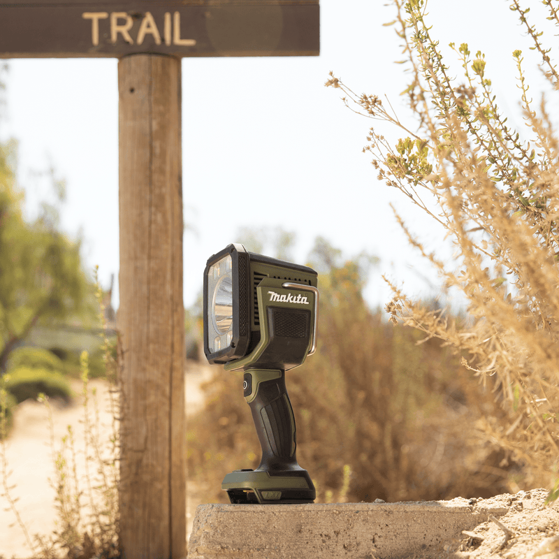 Makita (ADML812) Outdoor Adventure® 18V LXT® L.E.D. Flashlight/Spotlight (Light Only) - Pacific Power Tools