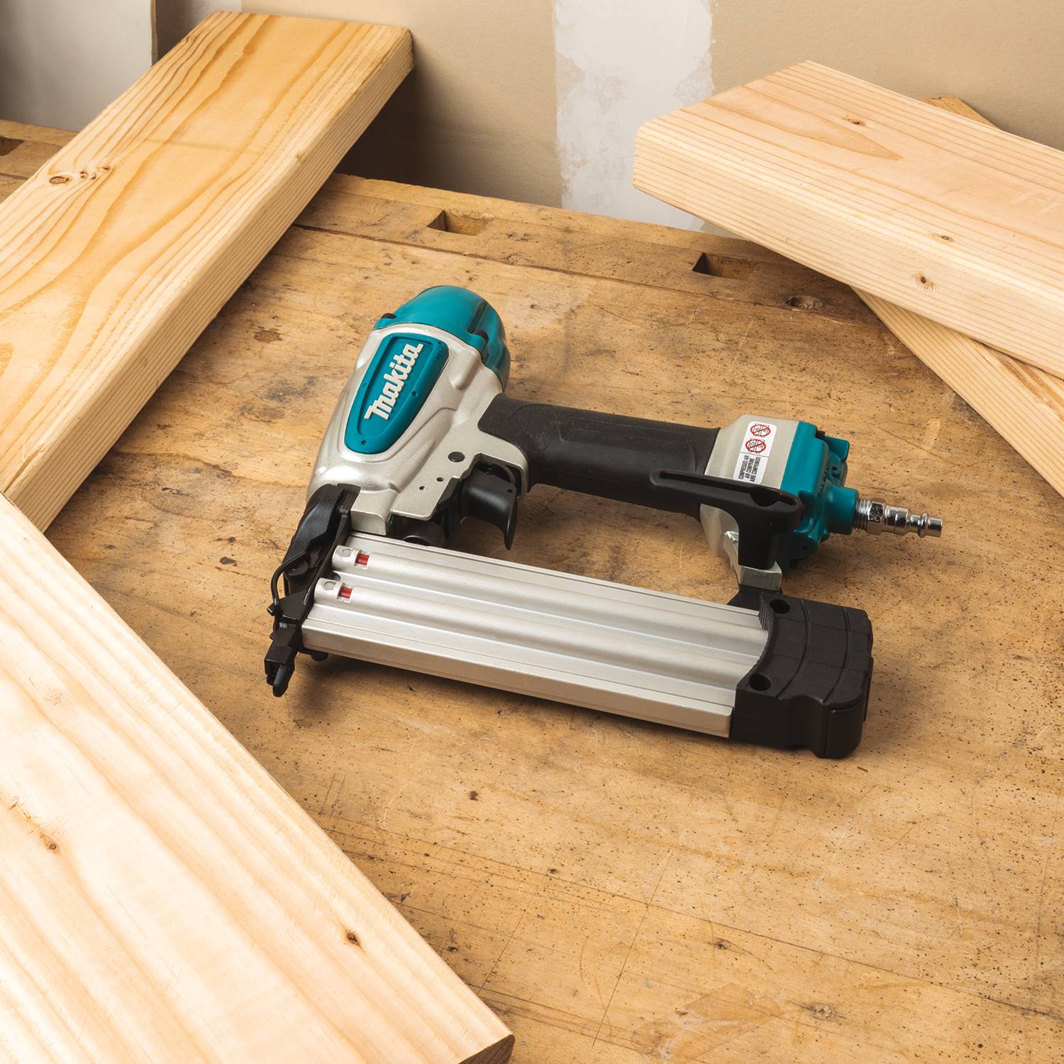 Makita (AF506 - R) 2