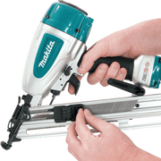 Makita (AF635) 2 - 1/2" Angled Finish Nailer, 34⁰, 15 Gauge - Pacific Power Tools