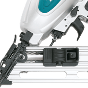 Makita (AF635) 2 - 1/2" Angled Finish Nailer, 34⁰, 15 Gauge - Pacific Power Tools