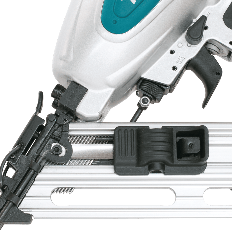 Makita (AF635) 2 - 1/2" Angled Finish Nailer, 34⁰, 15 Gauge - Pacific Power Tools