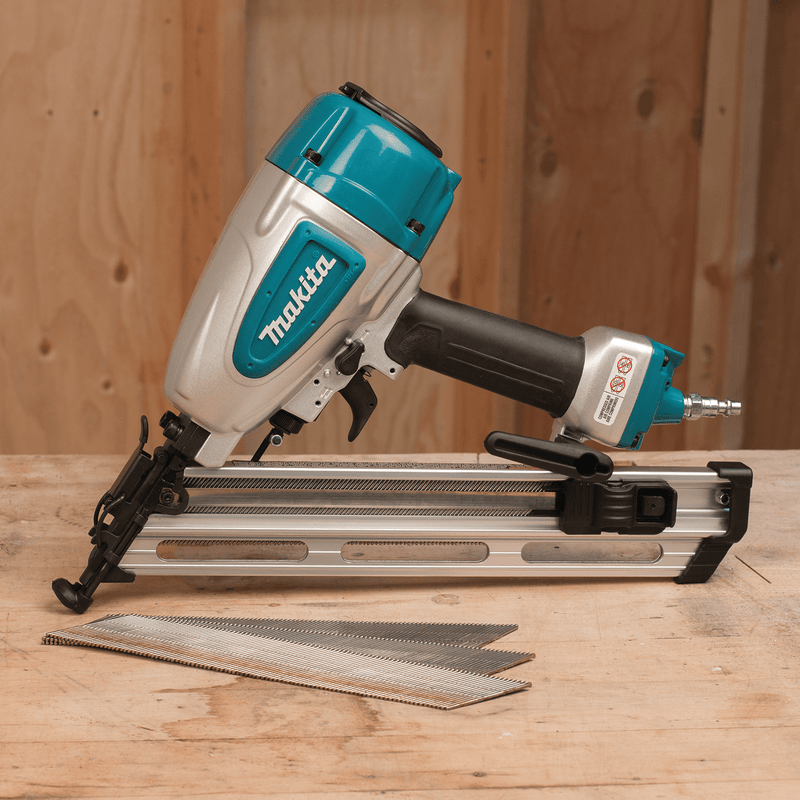 Makita (AF635) 2 - 1/2" Angled Finish Nailer, 34⁰, 15 Gauge - Pacific Power Tools