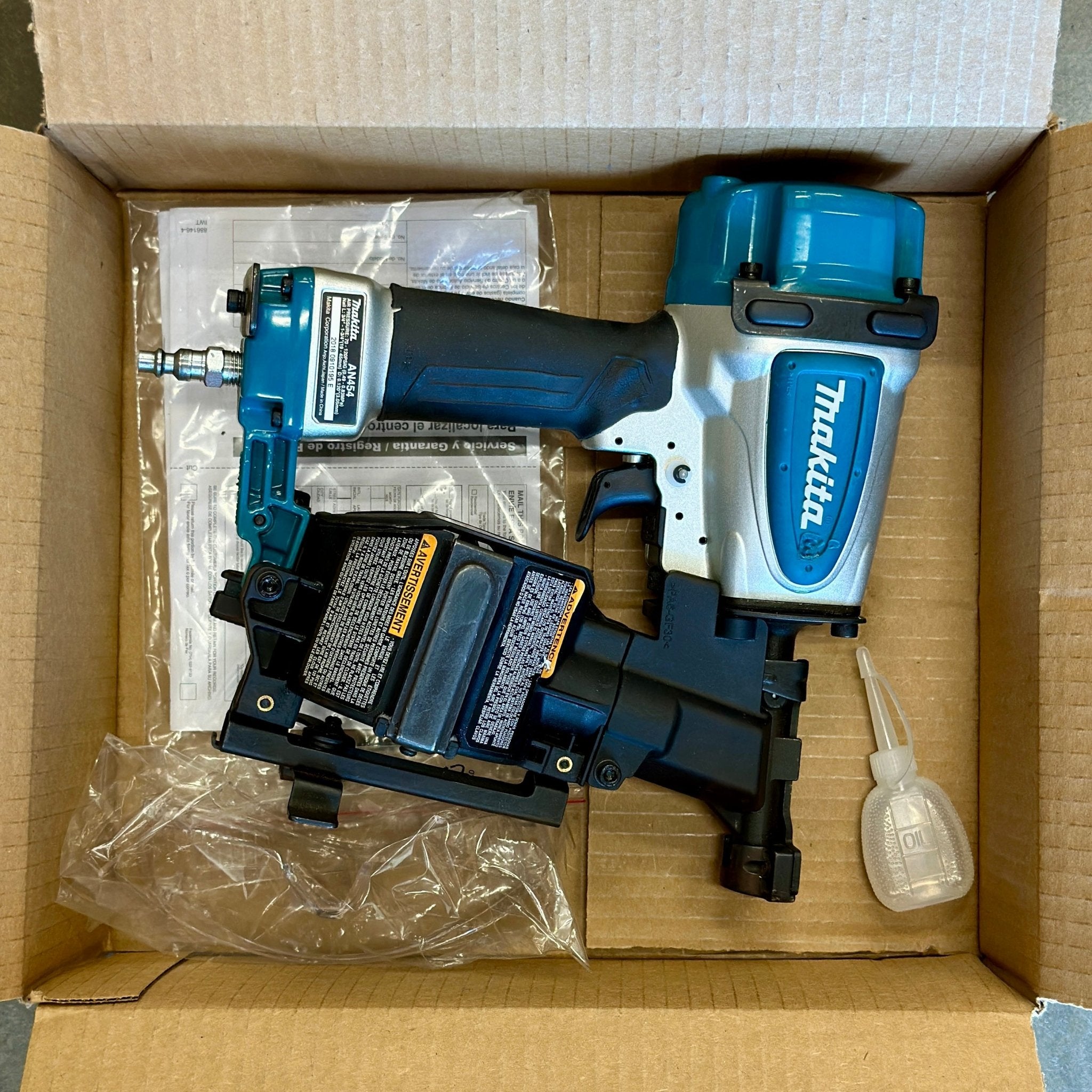 Makita (AN454 - R) 1 - 3/4
