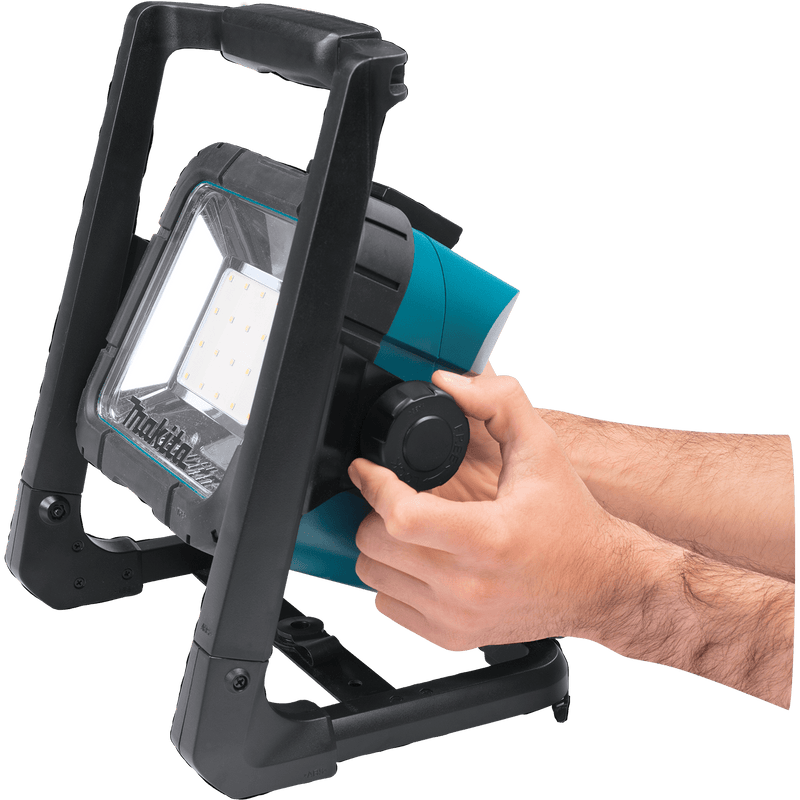 Makita (DML805) 18V LXT® Cordless/Corded 20 L.E.D. Work Light (Light Only) - Pacific Power Tools