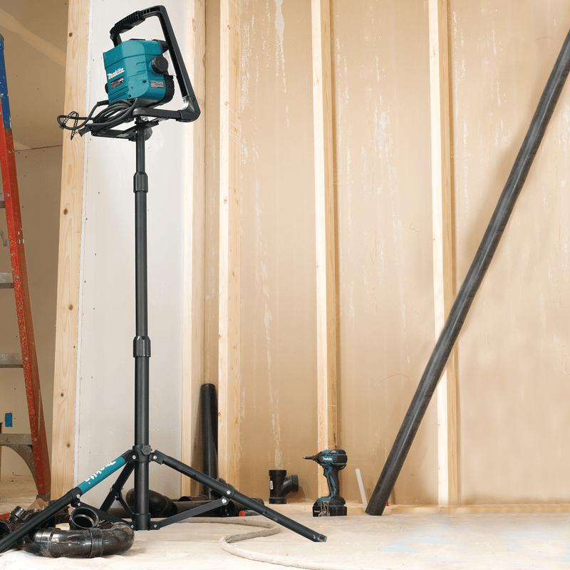 Makita (DML805) 18V LXT® Cordless/Corded 20 L.E.D. Work Light (Light Only) - Pacific Power Tools