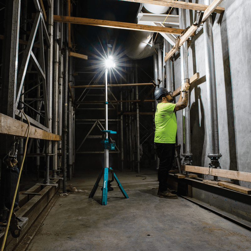 Makita (DML814) 18V LXT® Tower Work/Multi - Directional Light (Light Only) - Pacific Power Tools