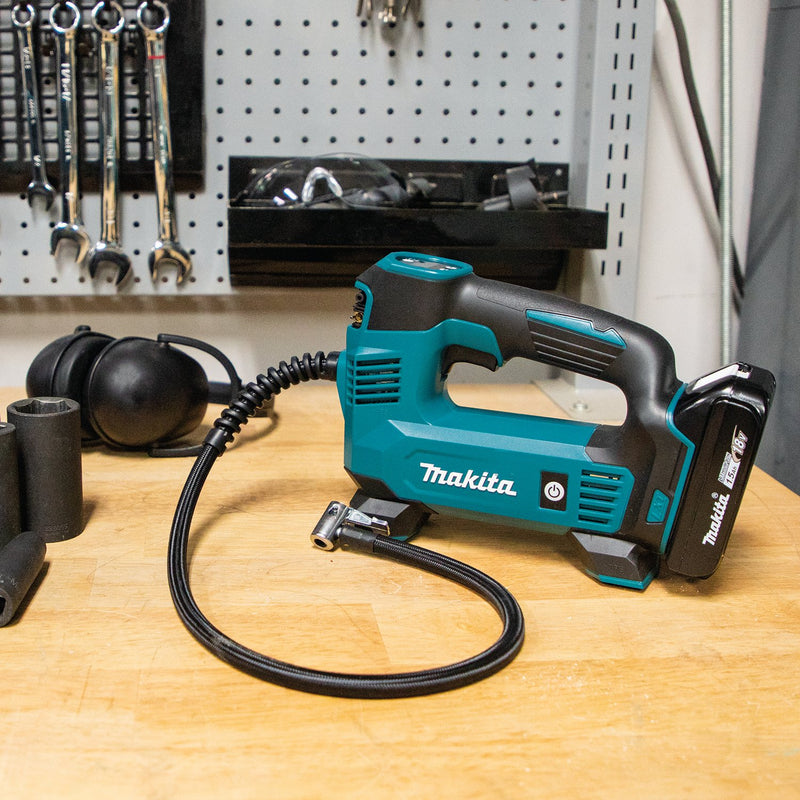 Makita (DMP180SYX) 18V LXT® Lithium‑Ion Inflator Kit (1.5Ah) - Pacific Power Tools