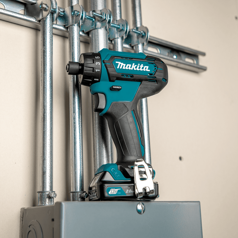 Makita (FD10R1) 12V max CXT® Lithium - Ion Cordless 1/4" Hex Screwdriver Kit, 2 - speed, var. spd., L.E.D. Light, case (2.0Ah) - Pacific Power Tools