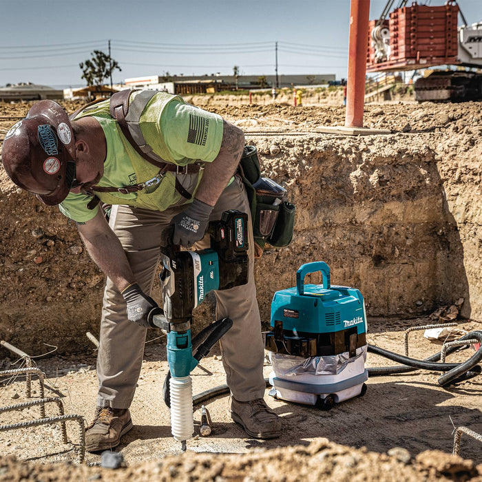 Makita (GCV02PMU) 40V max XGT® Brushless 2.1 Gallon HEPA Filter Dry Dust Extractor Kit (4.0Ah) - Pacific Power Tools