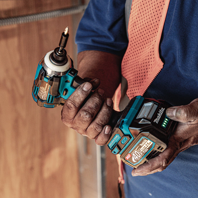 Makita (GDT01D) 40V max XGT® Brushless 4 - Speed Impact Driver Kit (2.5Ah) - Pacific Power Tools