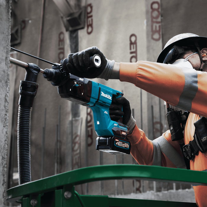 Makita (GRH07M1) 40V max XGT® Brushless 1 - 1/8" AVT® Rotary Hammer (D - Handle) Kit, accepts SDS - PLUS bits, AFT®, AWS® Capable, with one battery (4.0Ah) - Pacific Power Tools