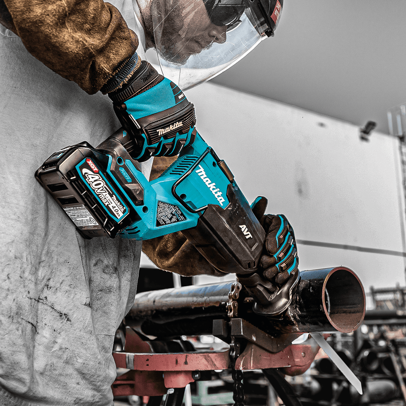 Makita (GRJ02M1) 40V max XGT® Brushless AVT® Orbital Reciprocating Saw Kit, with one battery (4.0Ah) - Pacific Power Tools