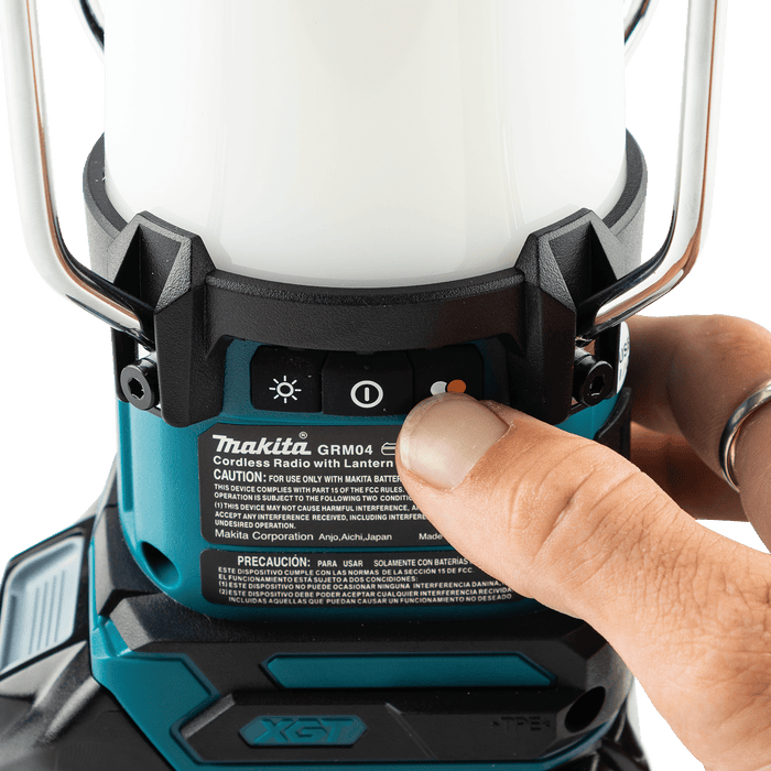 Makita (GRM04) 40V max XGT® Lantern with Radio (Tool Only) - Pacific Power Tools