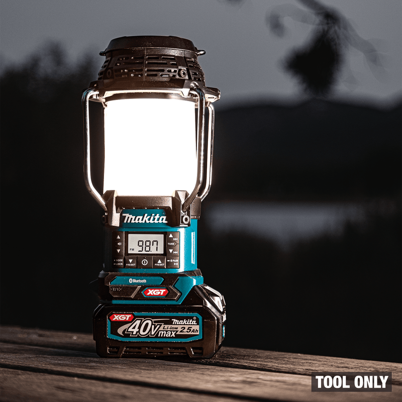 Makita (GRM04) 40V max XGT® Lantern with Radio (Tool Only) - Pacific Power Tools