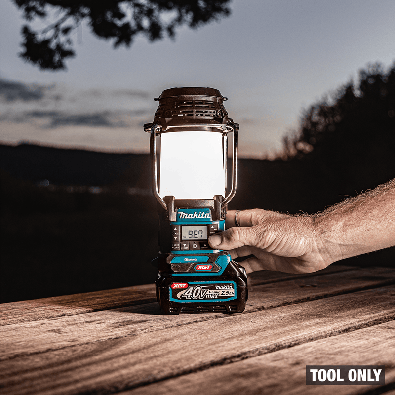 Makita (GRM04) 40V max XGT® Lantern with Radio (Tool Only) - Pacific Power Tools
