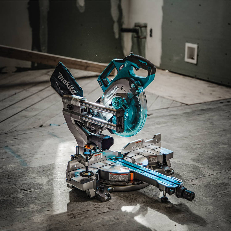 Makita (GSL02M1) 40V max XGT® Brushless 8 - 1/2" Dual - Bevel Sliding Compound Miter Saw Kit (4.0Ah) - Pacific Power Tools
