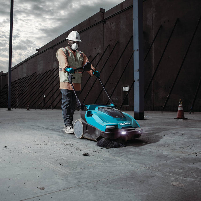 Makita (GSV01PL) 40V max XGT® 25 - 1/2" Vacuum Sweeper Kit (8.0Ah) - Pacific Power Tools