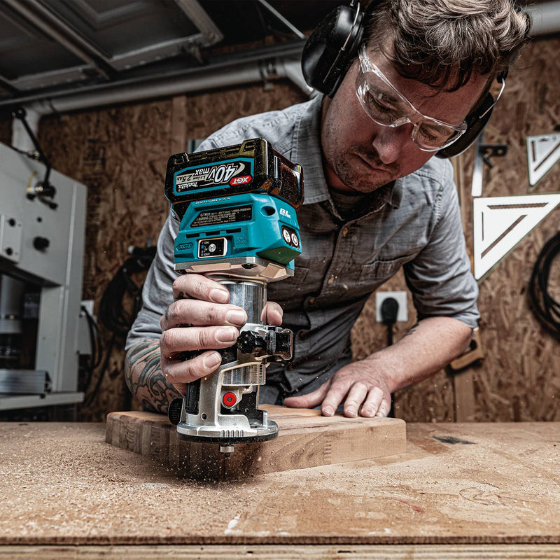 Makita (GTR01D1) 40V max XGT® Brushless Compact Router Kit (2.5Ah) - Pacific Power Tools