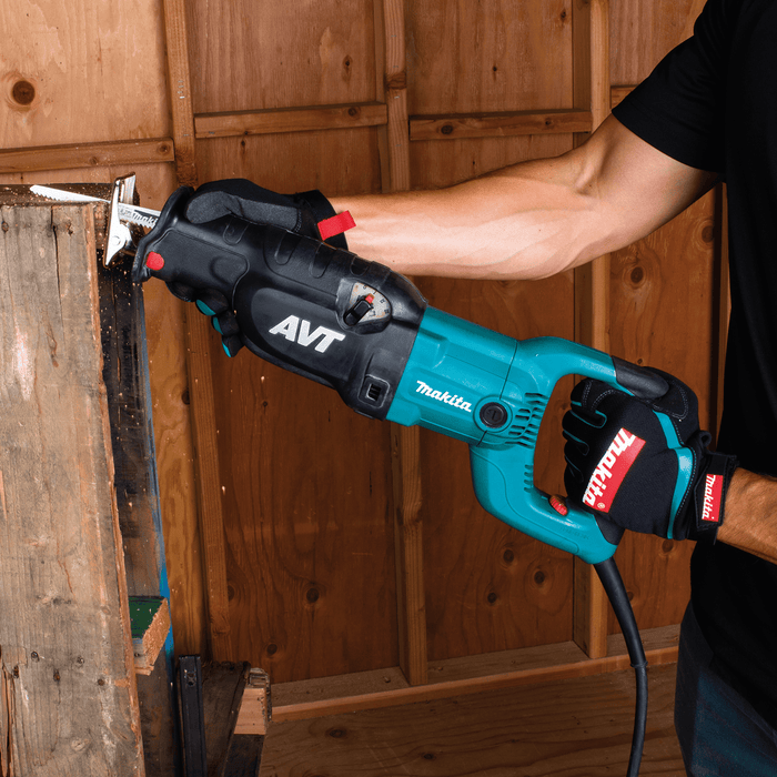 Makita (JR3070CTH) AVT® Reciprocating Pallet Saw ‑ 15 AMP w/ High Torque Limiter - Pacific Power Tools
