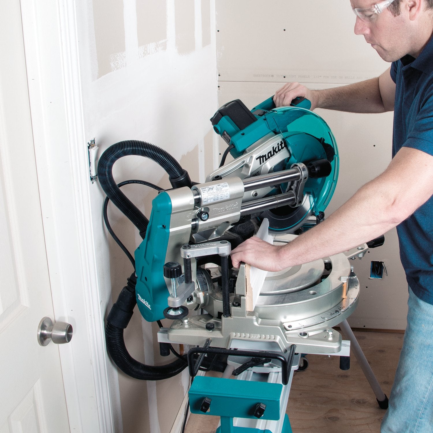 Makita (LS1019L) 10