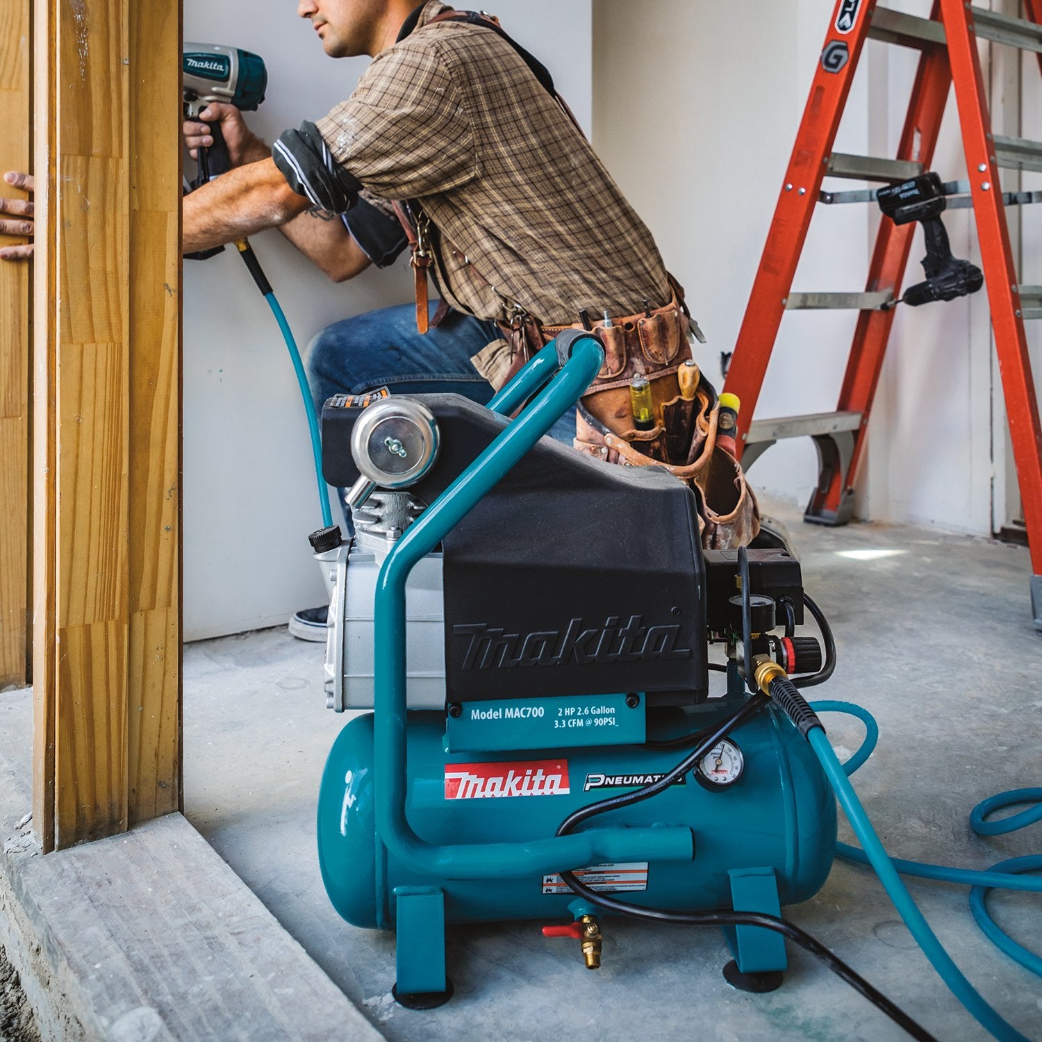 Makita (MAC700) 2.0 HP* Big Bore™ Air Compressor (Factory Reconditioned) - Pacific Power Tools