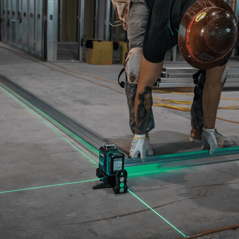 Makita (SK700GDNAJ) 12V max CXT® Self - Leveling 360° 3 - Plane Green Laser Kit (2.0Ah) - Pacific Power Tools