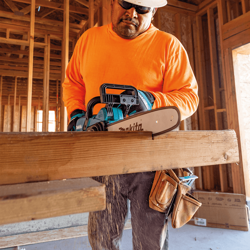 Makita (XCU11SM1 - R) 18V LXT® Brushless 14" Chain Saw Kit (4.0Ah) - Pacific Power Tools