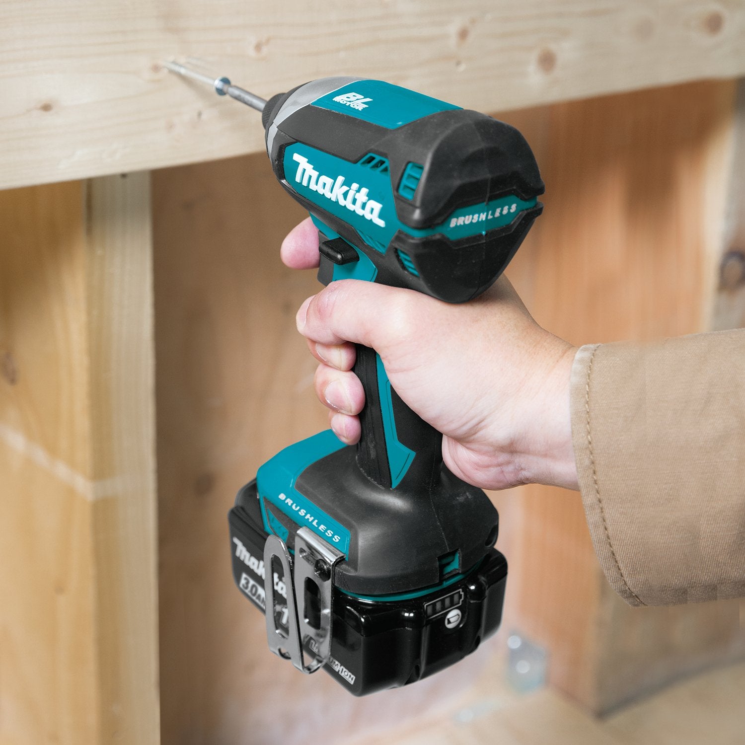 Makita (XDT131) 18V LXT® Lithium‑Ion Brushless Impact Driver Kit (3.0Ah) (Factory Reconditioned) - Pacific Power Tools