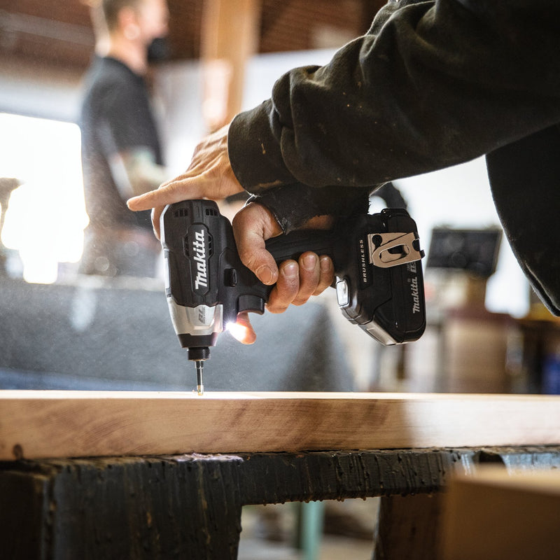Makita (XDT18SY1B) 18V LXT® Lithium‑Ion Sub‑Compact Brushless Impact Driver Kit (1.5Ah) - Pacific Power Tools