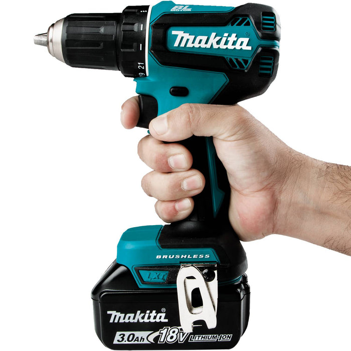 Makita (XFD131 - R) 18V LXT® Brushless 1/2" Driver - Drill Kit, 2 - speed, var. spd., L.E.D. Light, bag, with one battery (3.0Ah) - Pacific Power Tools